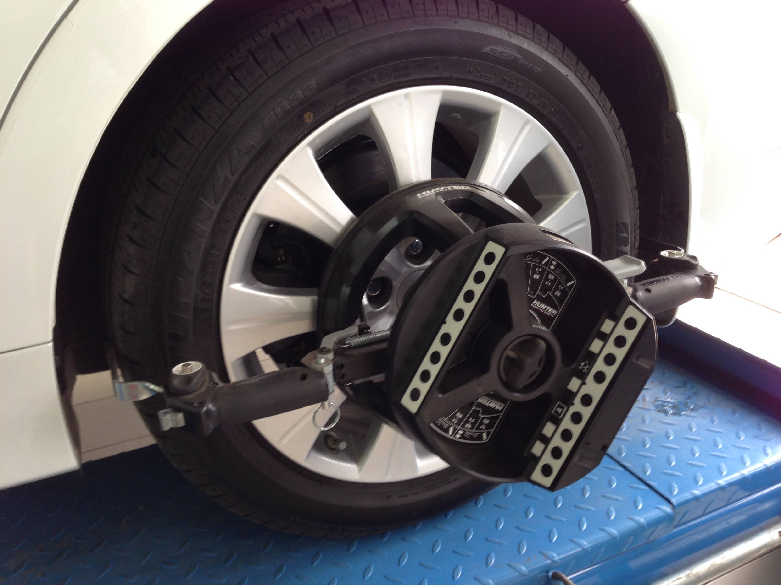 Не царапает диск, захват до 37"